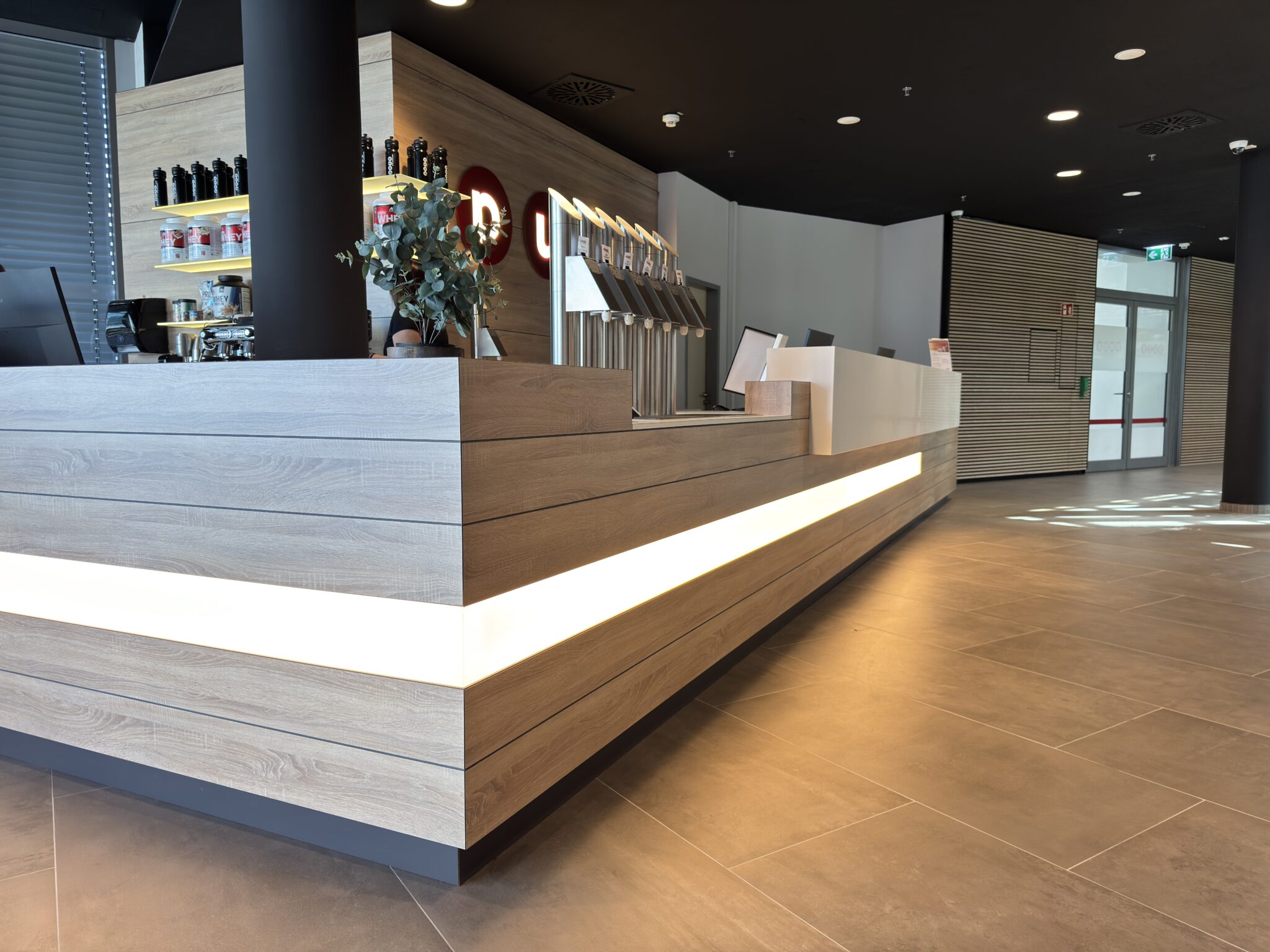Möbelbau für Fitnessstudios_Geschwender Innenausbau